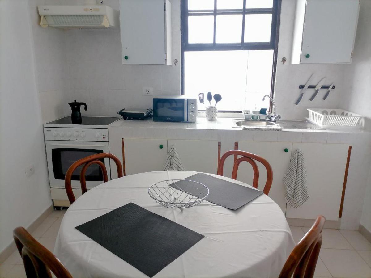 Low Island House Лос Силос Екстериор снимка