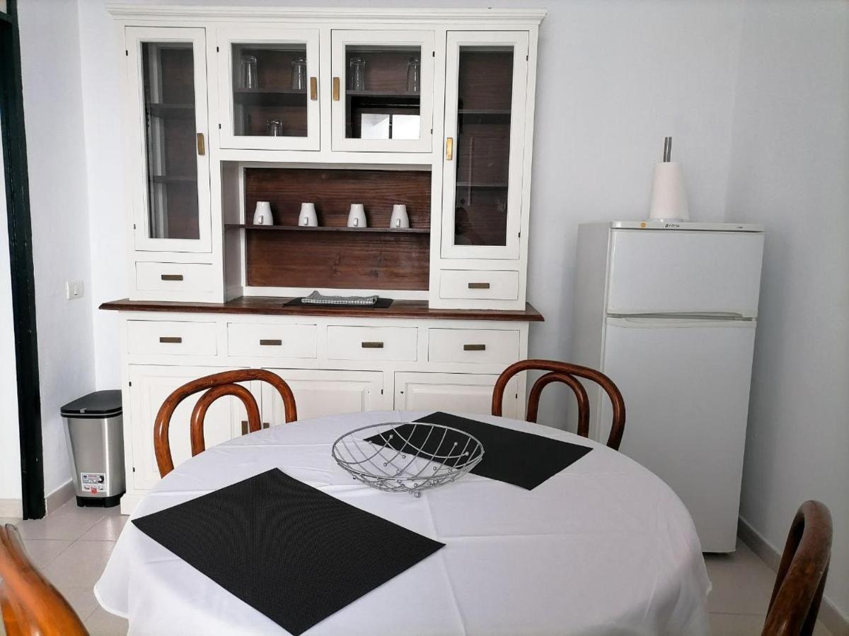 Low Island House Лос Силос Екстериор снимка