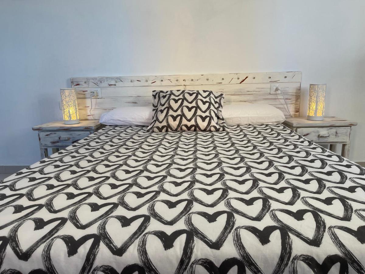 Low Island House Лос Силос Екстериор снимка