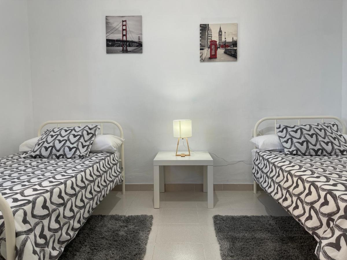 Low Island House Лос Силос Екстериор снимка